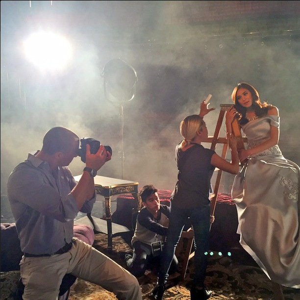 LOOK: Nigel Barker Shares Behind-The-Scenes Photo Shoot with Sarah G
